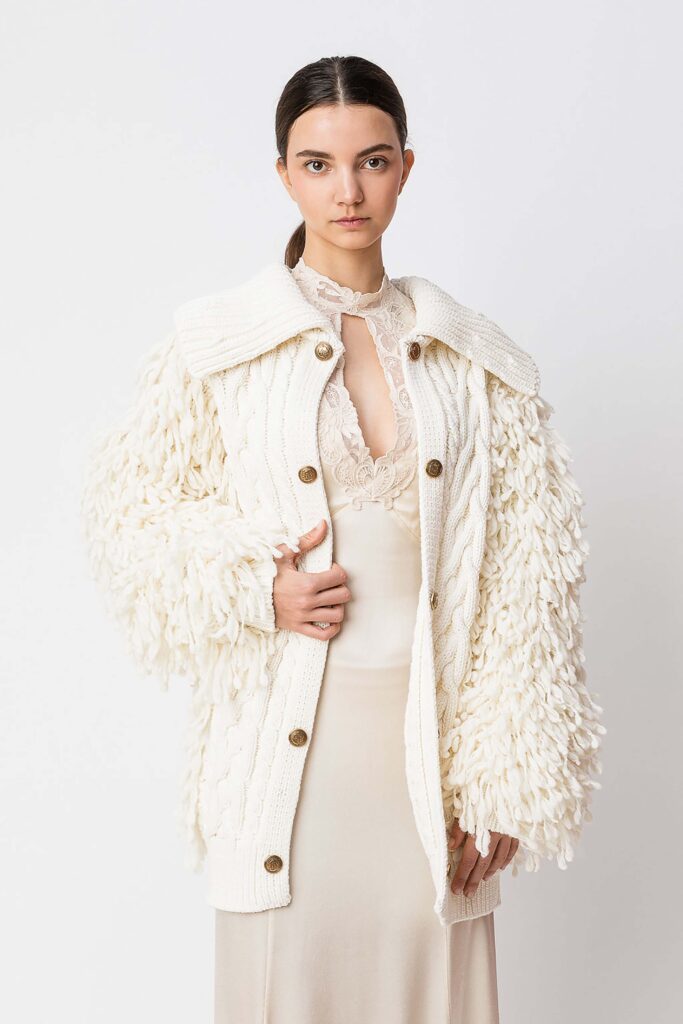 Плетена жилетка от вълнена смес с ресни Twinset