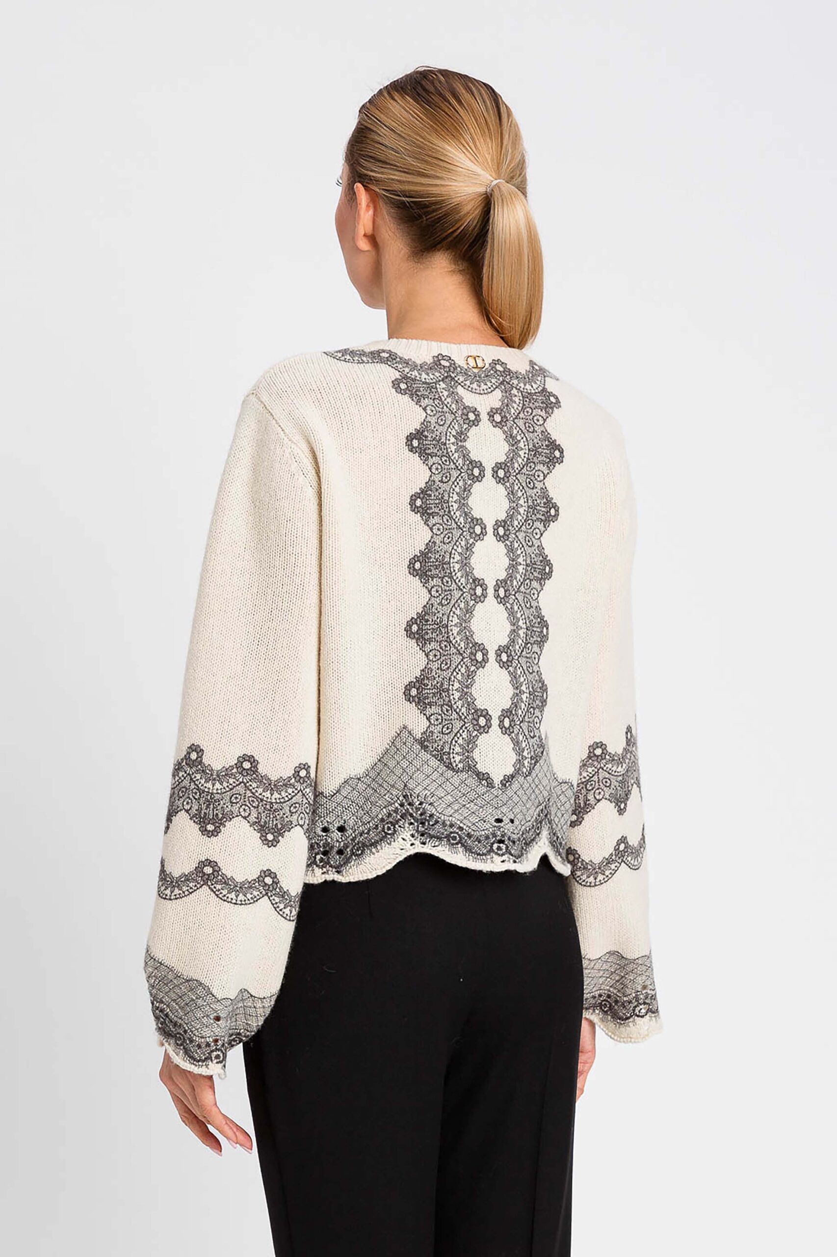 252TT3480-11 Пуловер от вълнена смес с дантелен принт Twinset