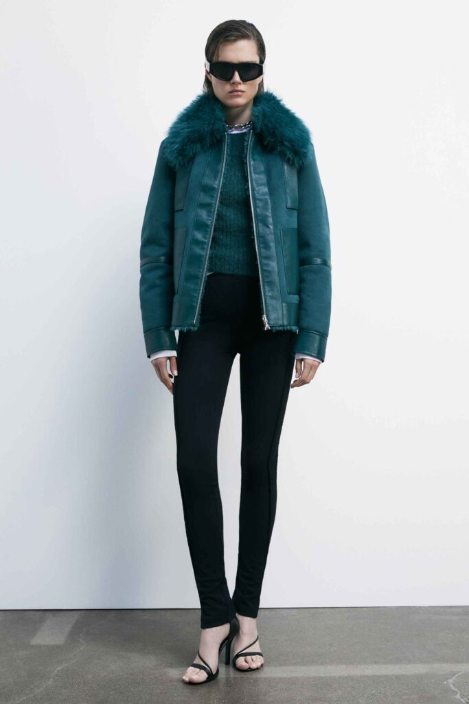 Късо пухкаво яке с две лица Patrizia Pepe